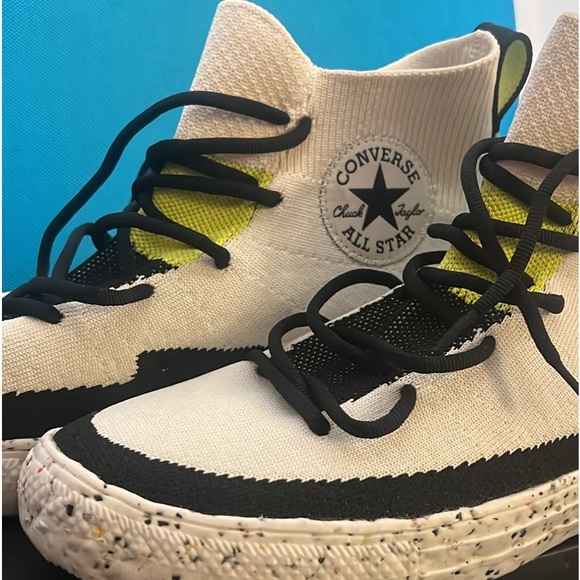 Limited Edition Converse - Picture 2 of 4